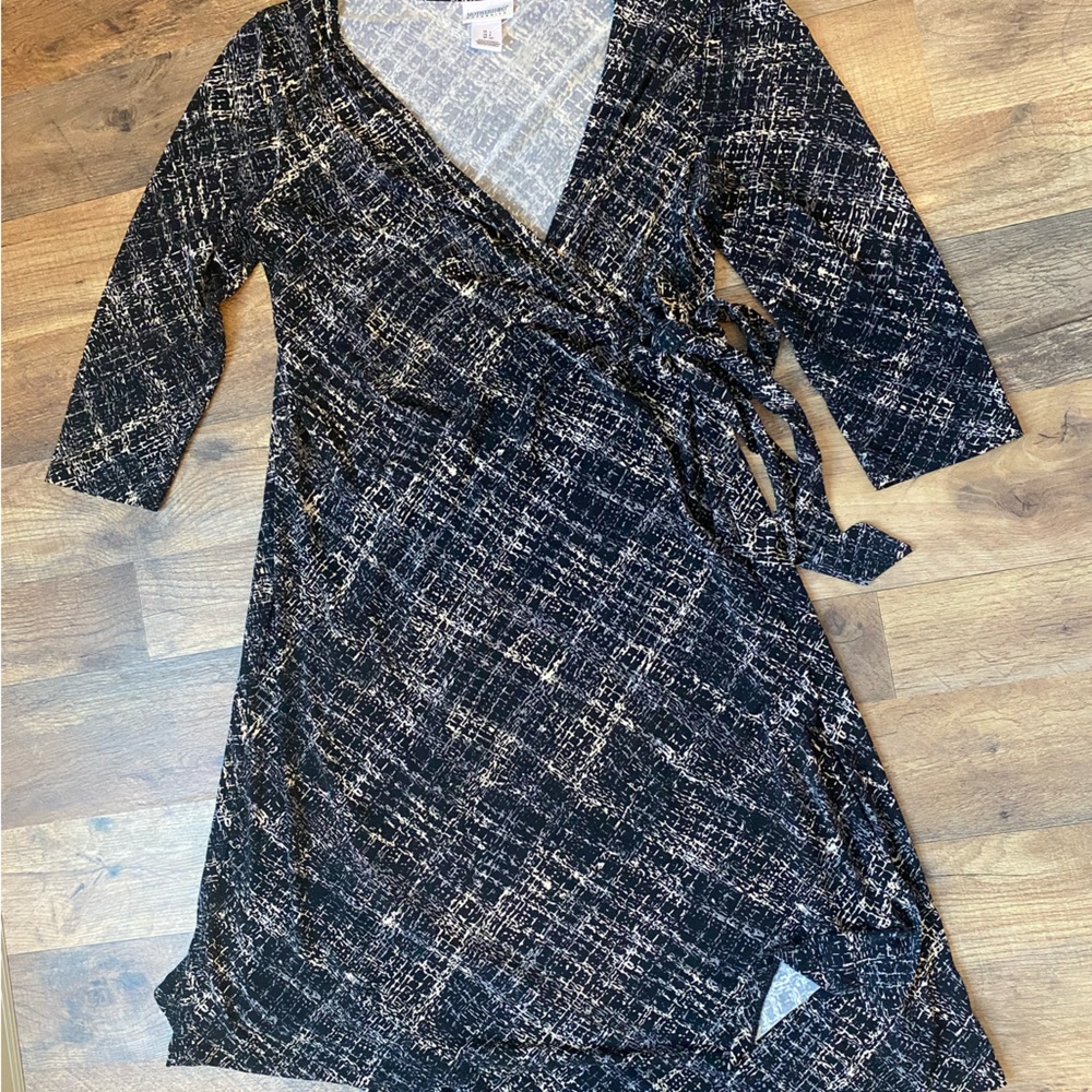 Motherhood Maternity Wrap Dress